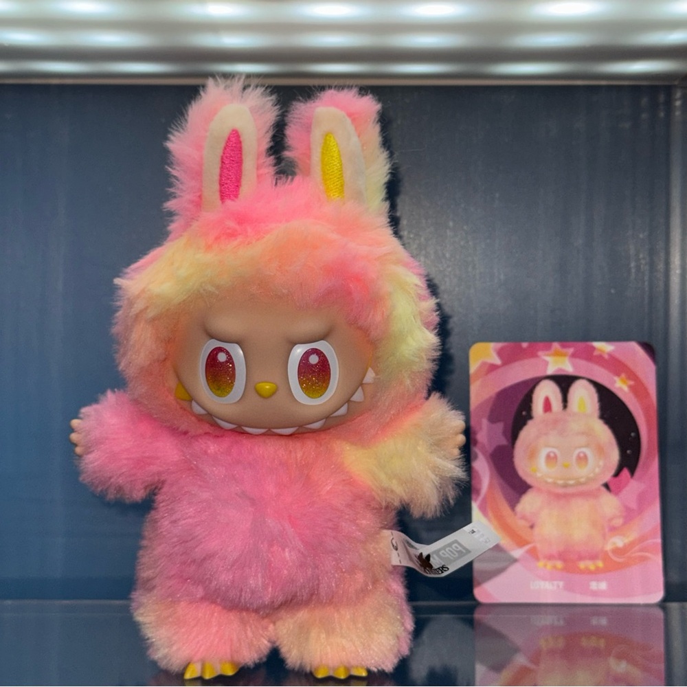 POP MART: LOYALTY LABUBU from THE MONSTERS Big Into Energy Series